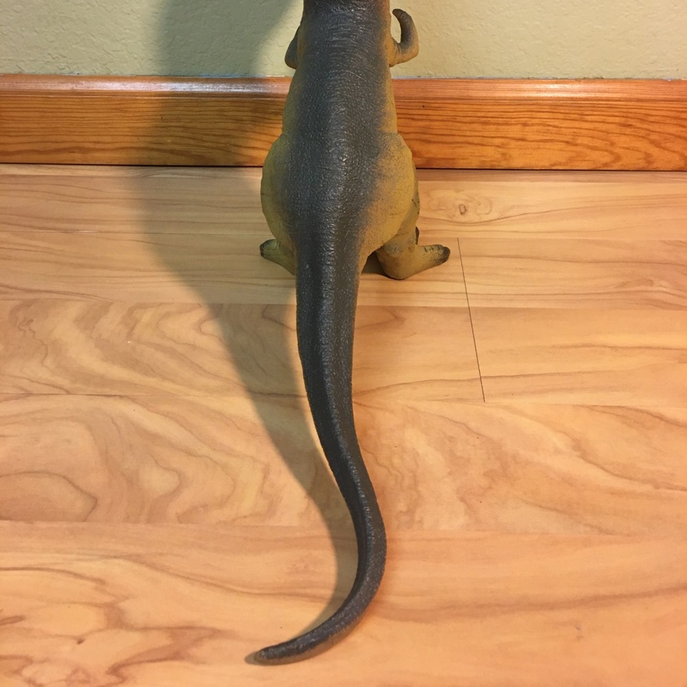 Tyrannosaurus Rex Dinosaur Figure - Picture 12 of 13
